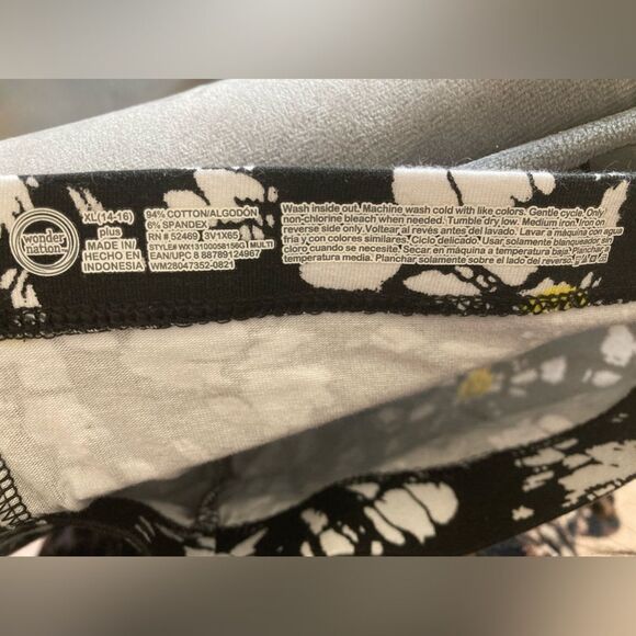 Nwot Floral Leggings Flower Stretchy Yoga Workout Casual Sporty Lounge Athletic - Picture 4 of 4